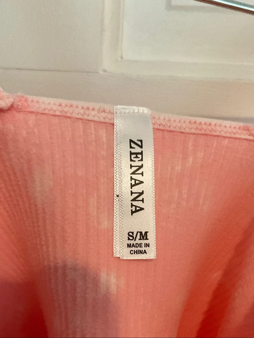 Ribbed Pink V-Neck Cropped Tank Top